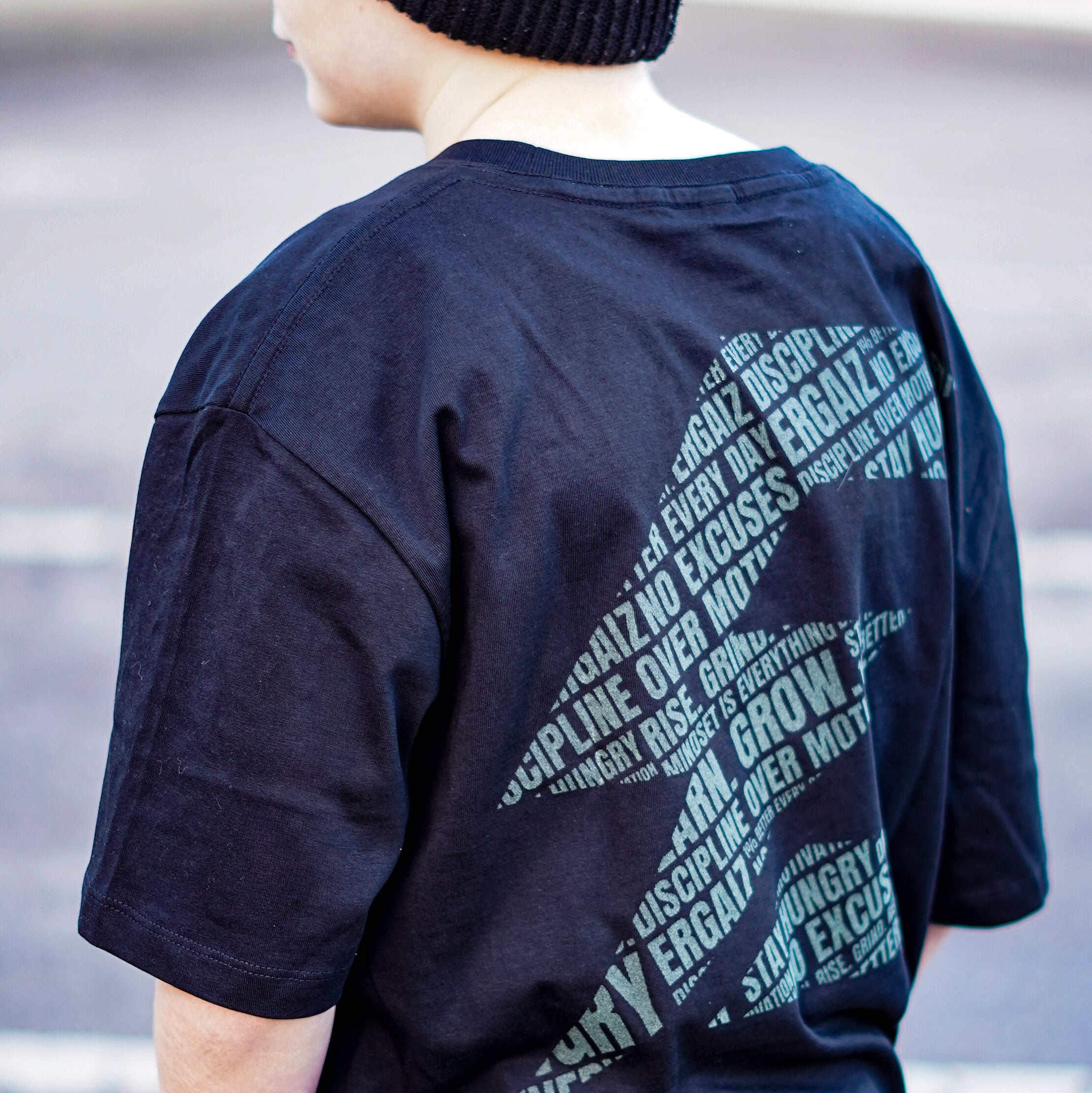ERGAIZ Glow in the Dark Shirt – Light Organic